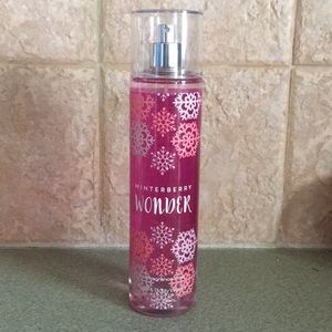 Bath& BodyWorks Winterberry Wonder Fragrance